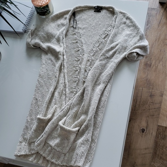 Cardigan - Picture 2 of 4